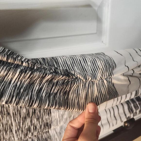 Athleta Comeback Striped Midi Dress Pima Cotton/Modal/Spandex size Large - Picture 9 of 9